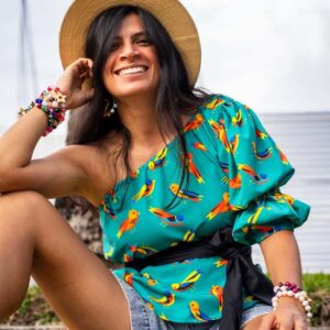 Blusa Cuello bandeja